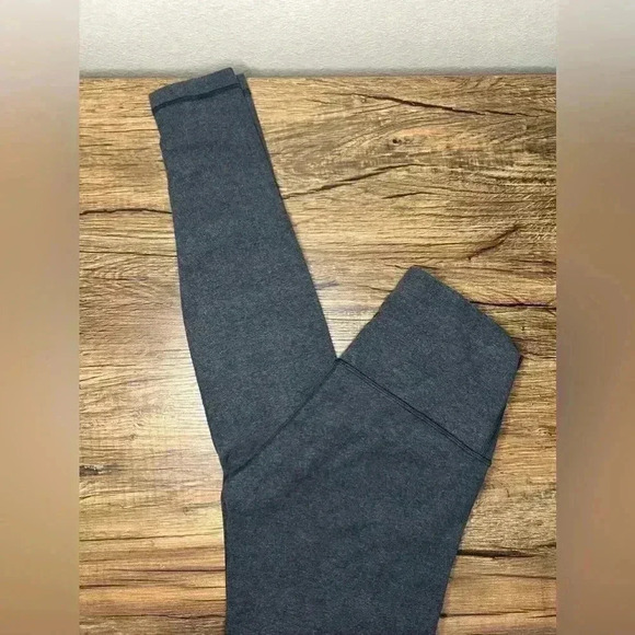 lululemon athletica Pants - Lululemon Wunder Under High Rise Size 6